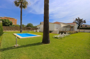 VILLA LUNA Beach Premium 9PAX, Benagalbón